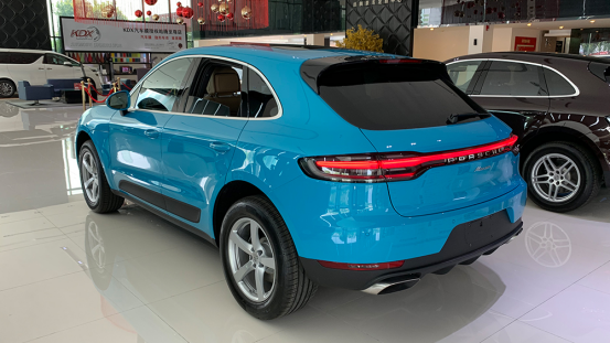 皓騰豪車定制中心保時(shí)捷Macan展廳現(xiàn)車特別活動(dòng)300