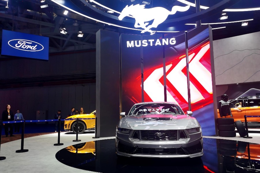 全新福特Mustang Dark Horse中國(guó)首秀，獨(dú)一無(wú)二的5.0升V8自吸動(dòng)力